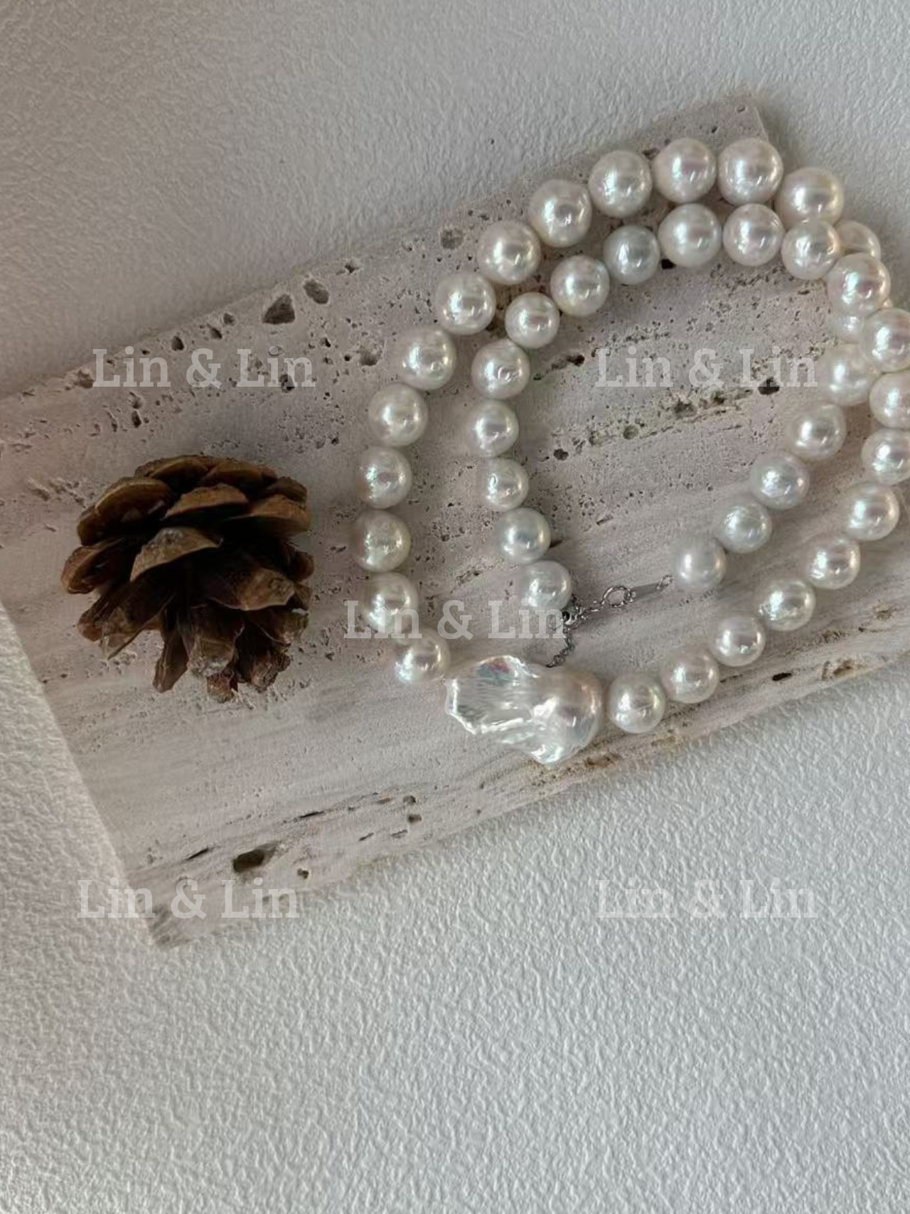 Edison Pearl Necklace