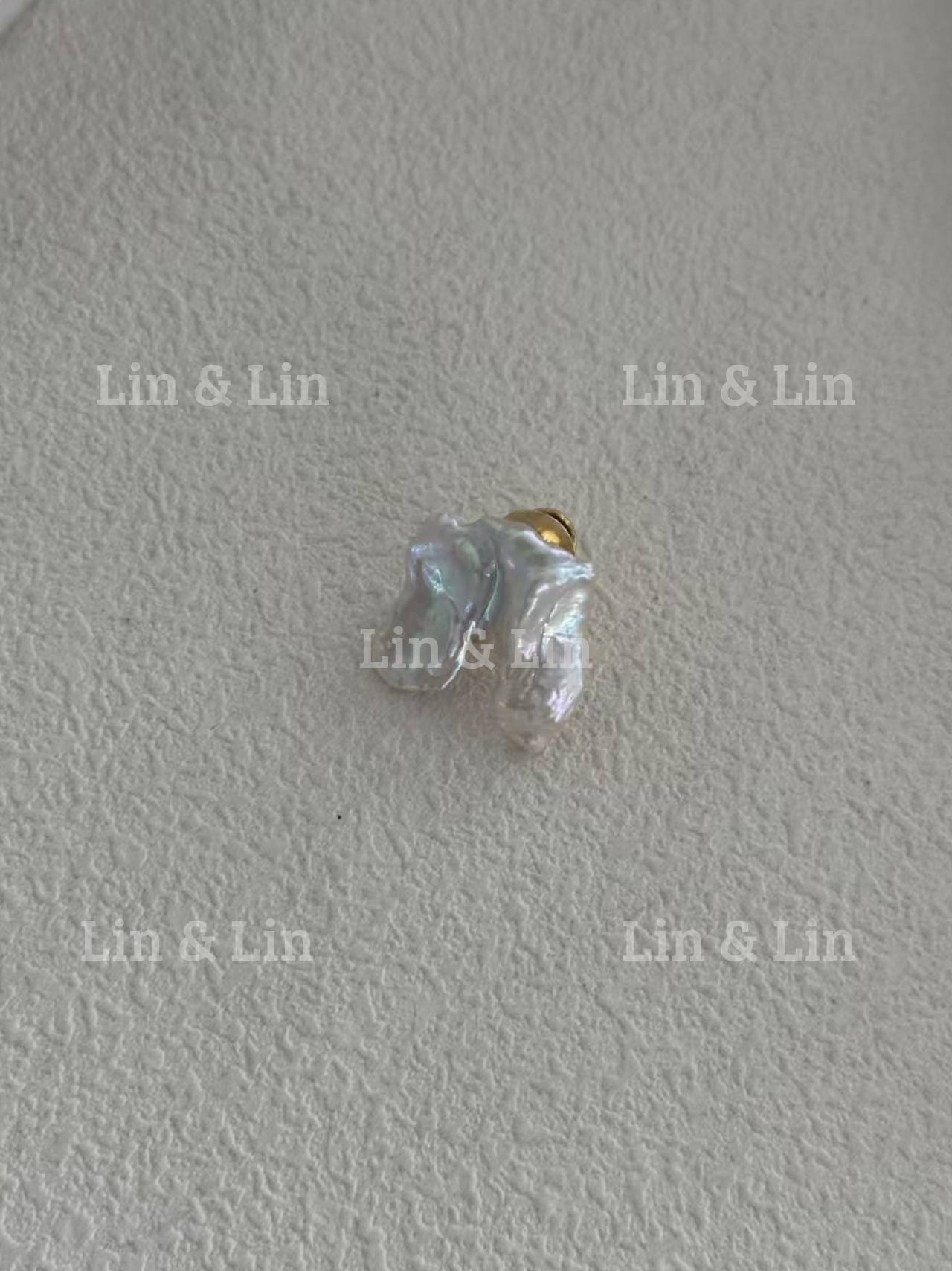 Brooch with Baroque Pearl