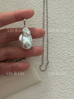 Iris Baroque Pearl Necklace