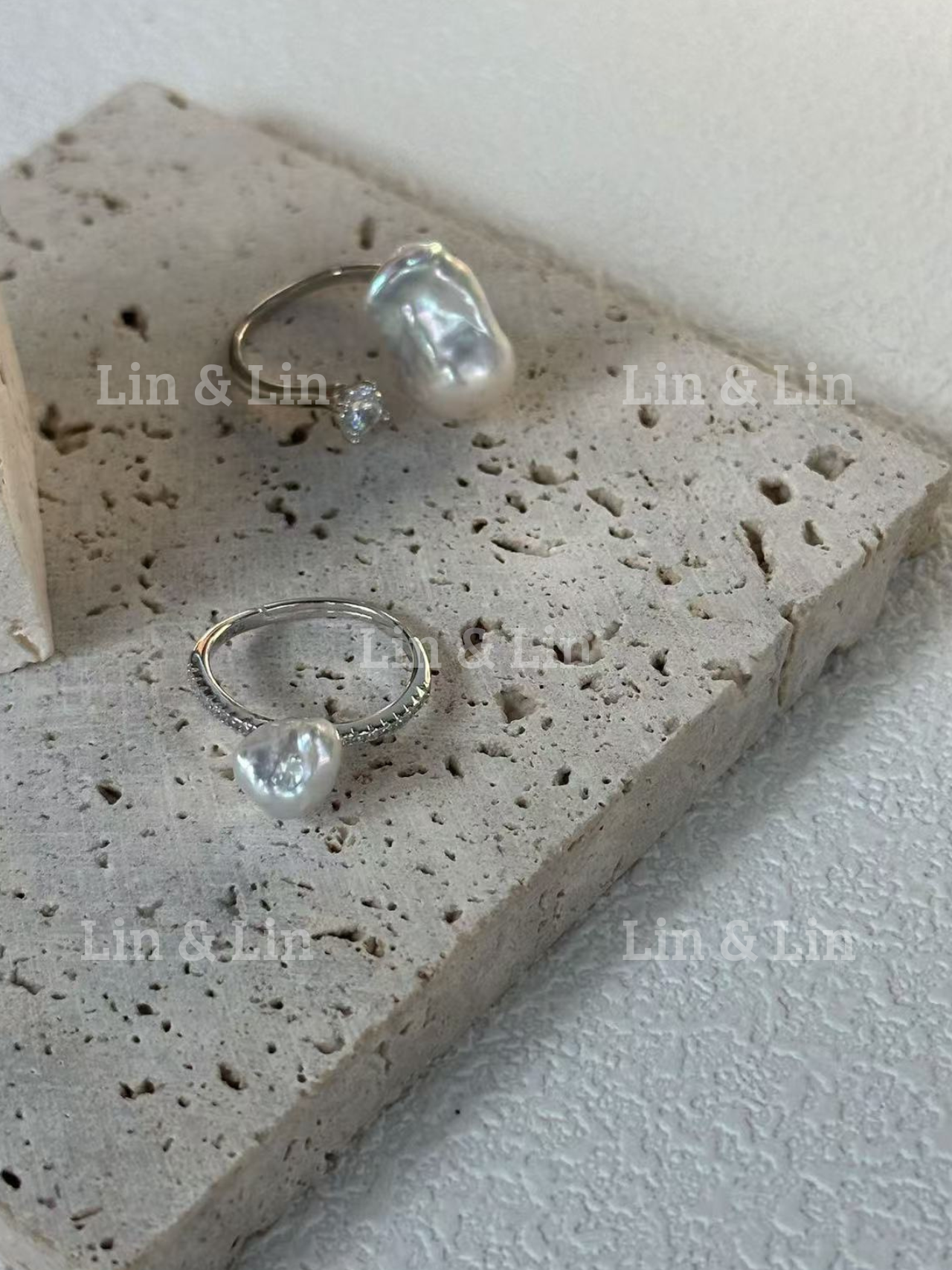 Bella Baroque Pearl Ring