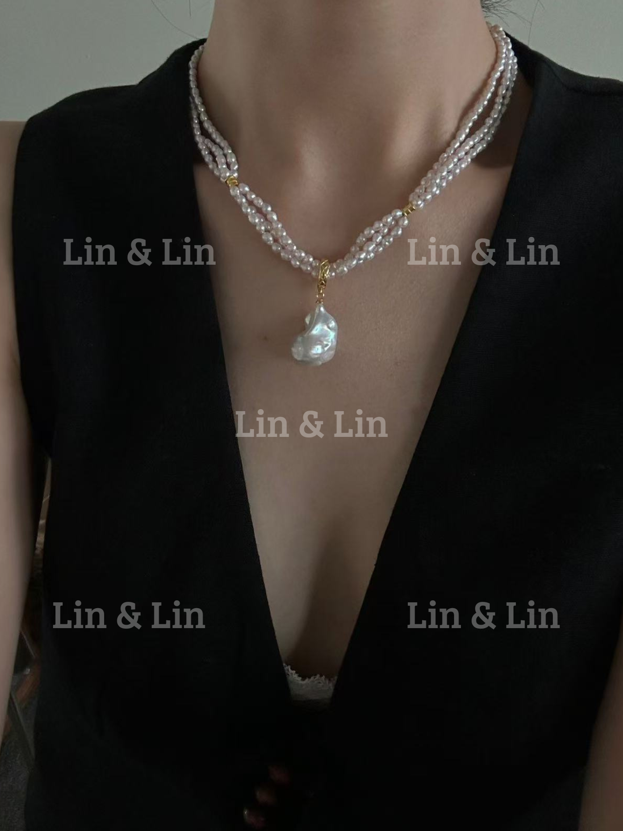 Mirage Baroque Pearl Necklace